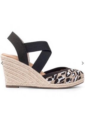 me too Black & Natural Leopard Knit Espadrille Wedge